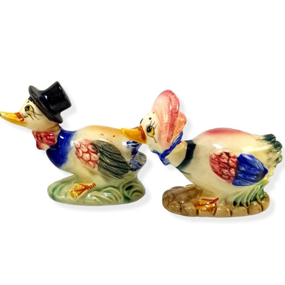 1950s Vintage Set of Mr. & Mrs. Duck Ceramic Salt & Pepper Shakers Made In Japan - Picture 1 of 16